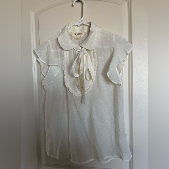 Sweet Wanderer White Ruffled Blouse Size M - Picture 1 of 2